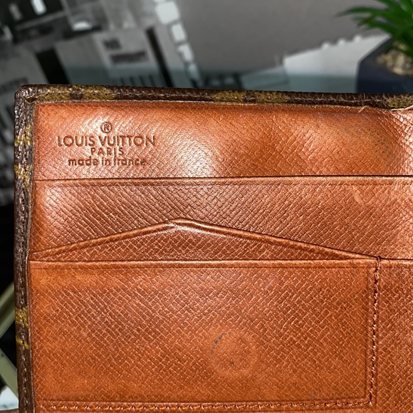 LOUIS VUITTON Vintage Monogram Elise Envelope Bi-Fold Wallet - Picture 7 of 15